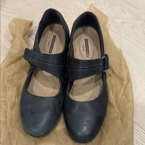 Clarks Black Mary Jane Shoes